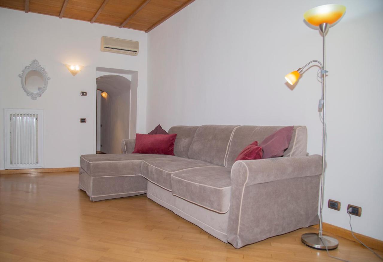 Sweet Home Laurina Rome Exterior photo